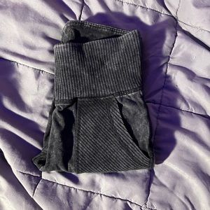 AERO leggings with pockets